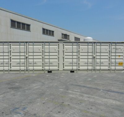 40FT SHIPPING CONTAINER (white)